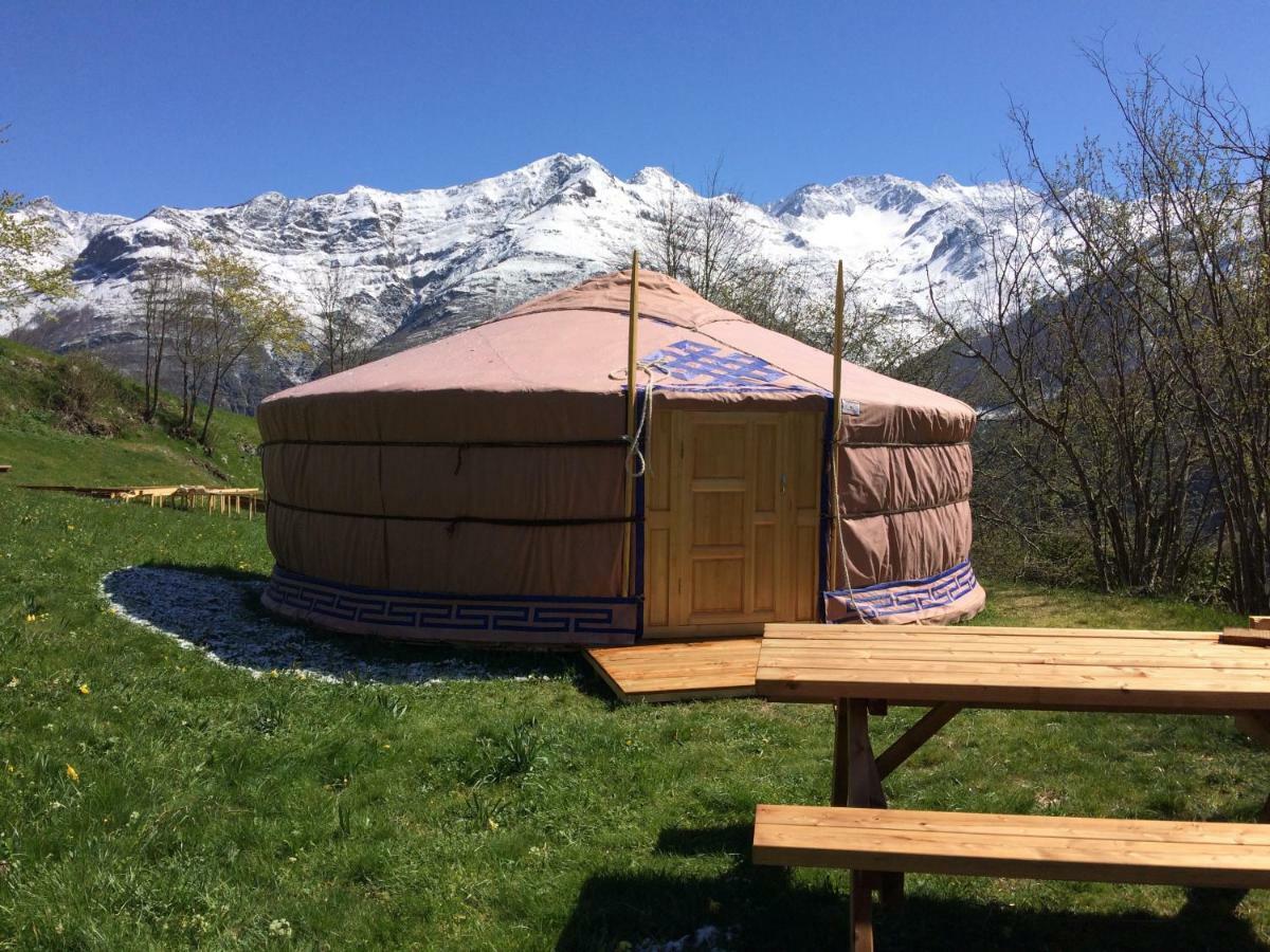 Yourtes Mongoles Gavarnie Gèdre Exterior foto